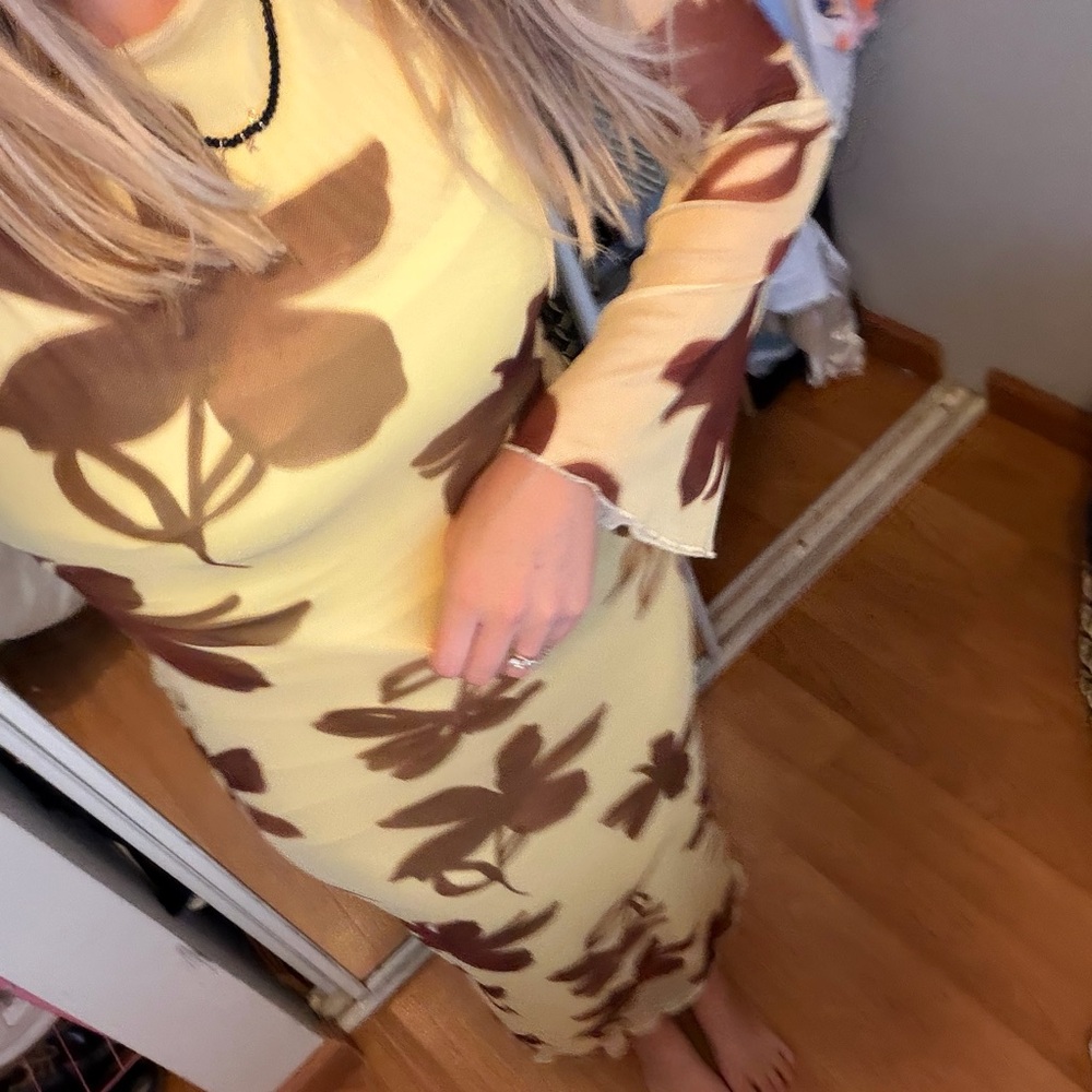 BOOHOO dress - Picture 5 of 14